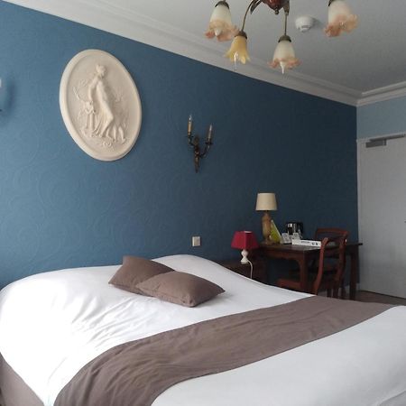 Hostellerie Saint Martin- Logis Hotel Et Restaurant Creully sur Seulles Eksteriør billede