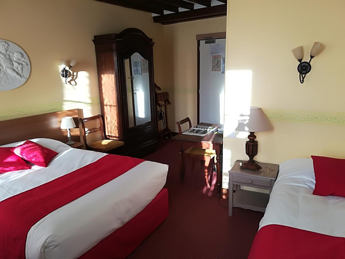 Hostellerie Saint Martin- Logis Hotel Et Restaurant Creully sur Seulles Eksteriør billede